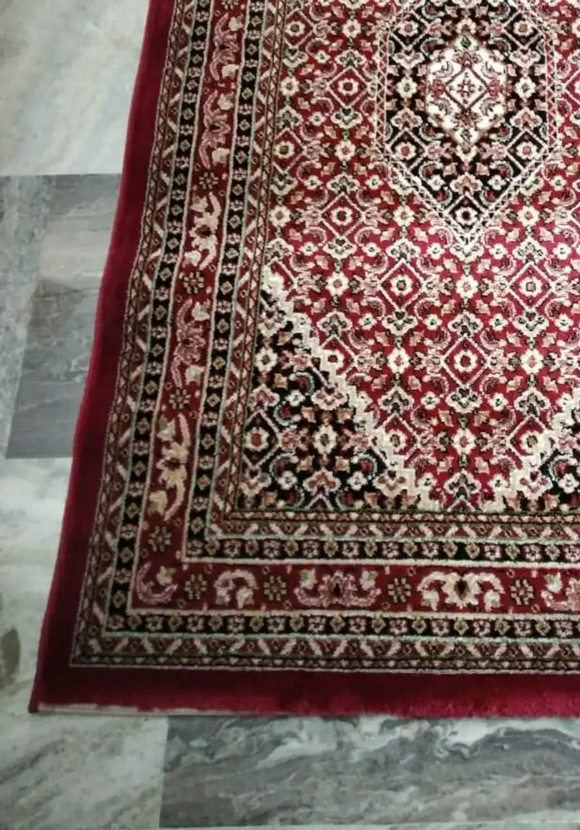 Export Quality Handmade Embroidered Luxury Carpet Rug Made in Pure Cotton for Worldwide Exporter and Supplier