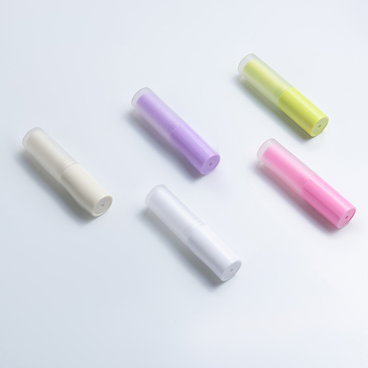 Hot sale chapstick tubes cosmetic packaging lipstick lipbalm container cute lip balm container mini