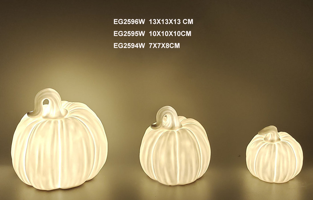 Wholesale Halloween Decoration ceramic Porcelain  Pumpkin  Led Light  Crafts for Home Decor