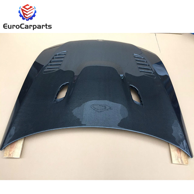 E92 M3 front hood for E90 E92 E93 front scoop V design front hood M3 carbon hood 2008~2013year Car Bonnet