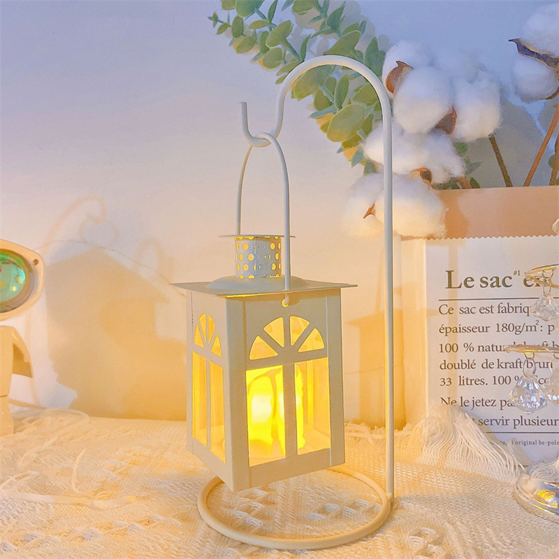 Warm Nice Led Candle Lantern With Bracket Hanging Lantern Wind Light For Gift Christmas Fairy Wedding Holiday Party Event Decor