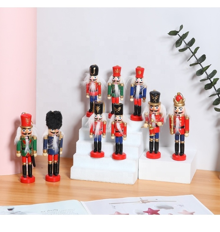 Factory Wholesale Wooden Nutcracker Soldirer For Christmas Decoration