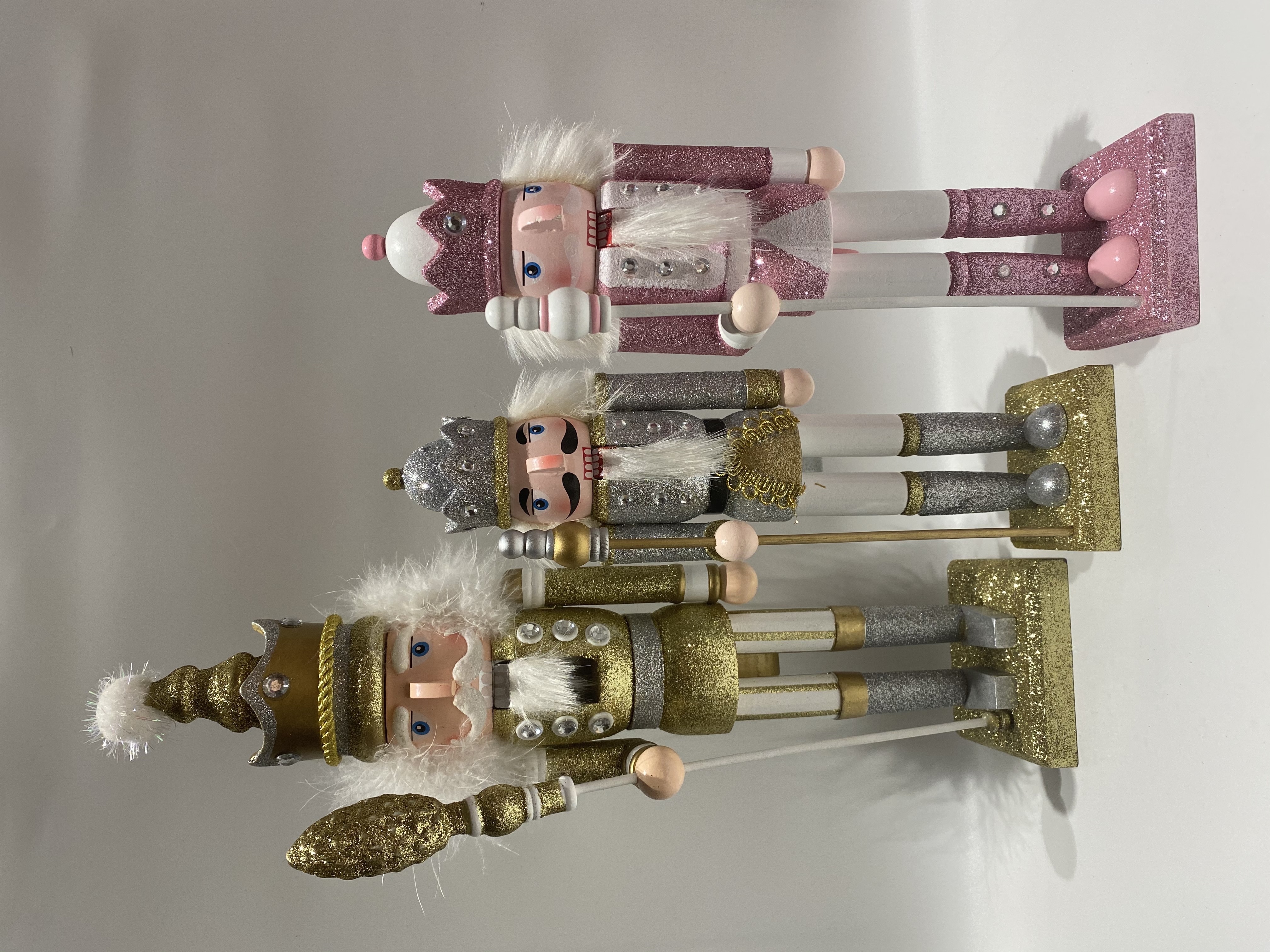 2024 New Product 10 Inches Christmas Pink And White Nutcracker Soldier Wooden Soldier Nutcracker For Christmas Decoration