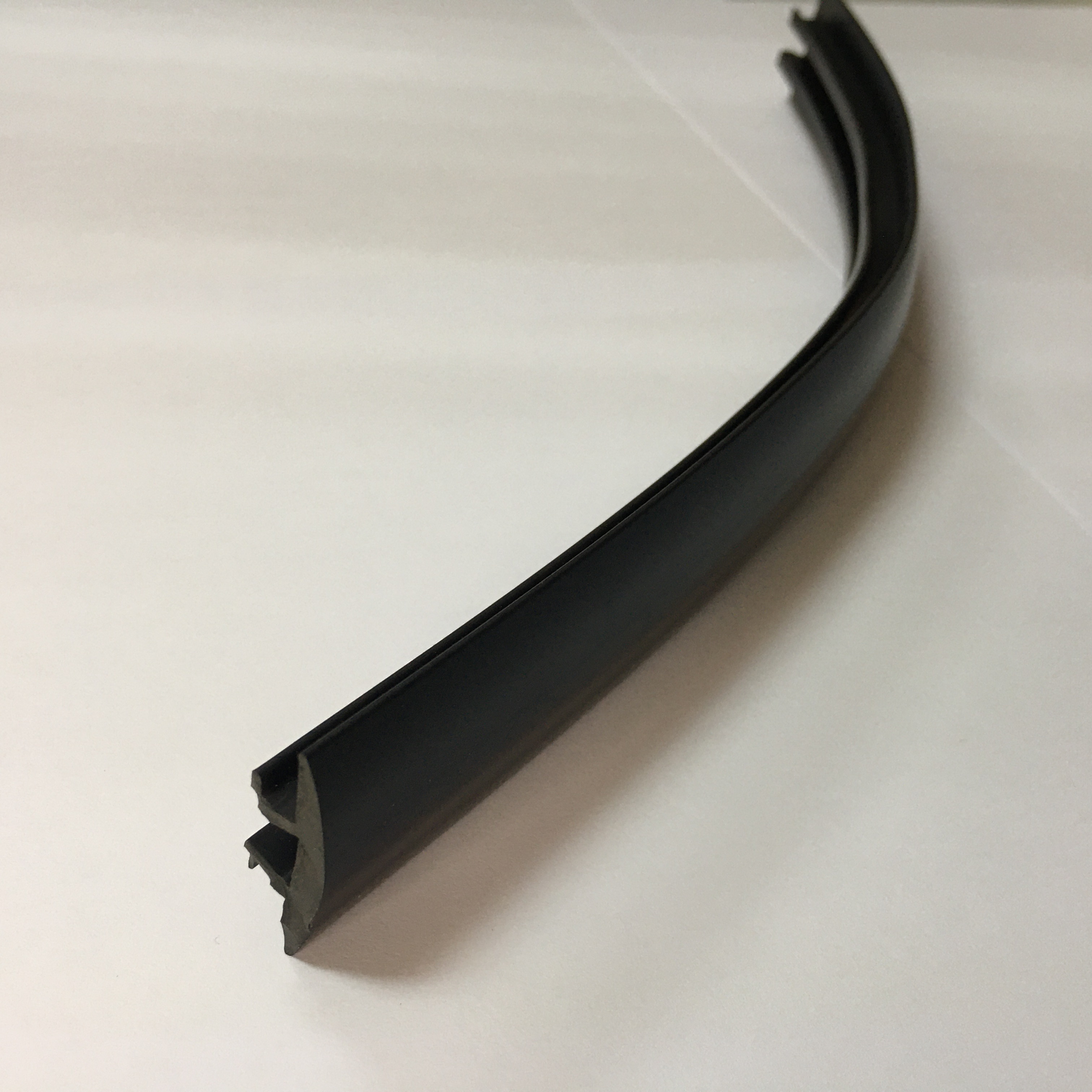 custom plastic rubber gasket seal extruded parts in flexible soft PVC TPE PP TPU channel