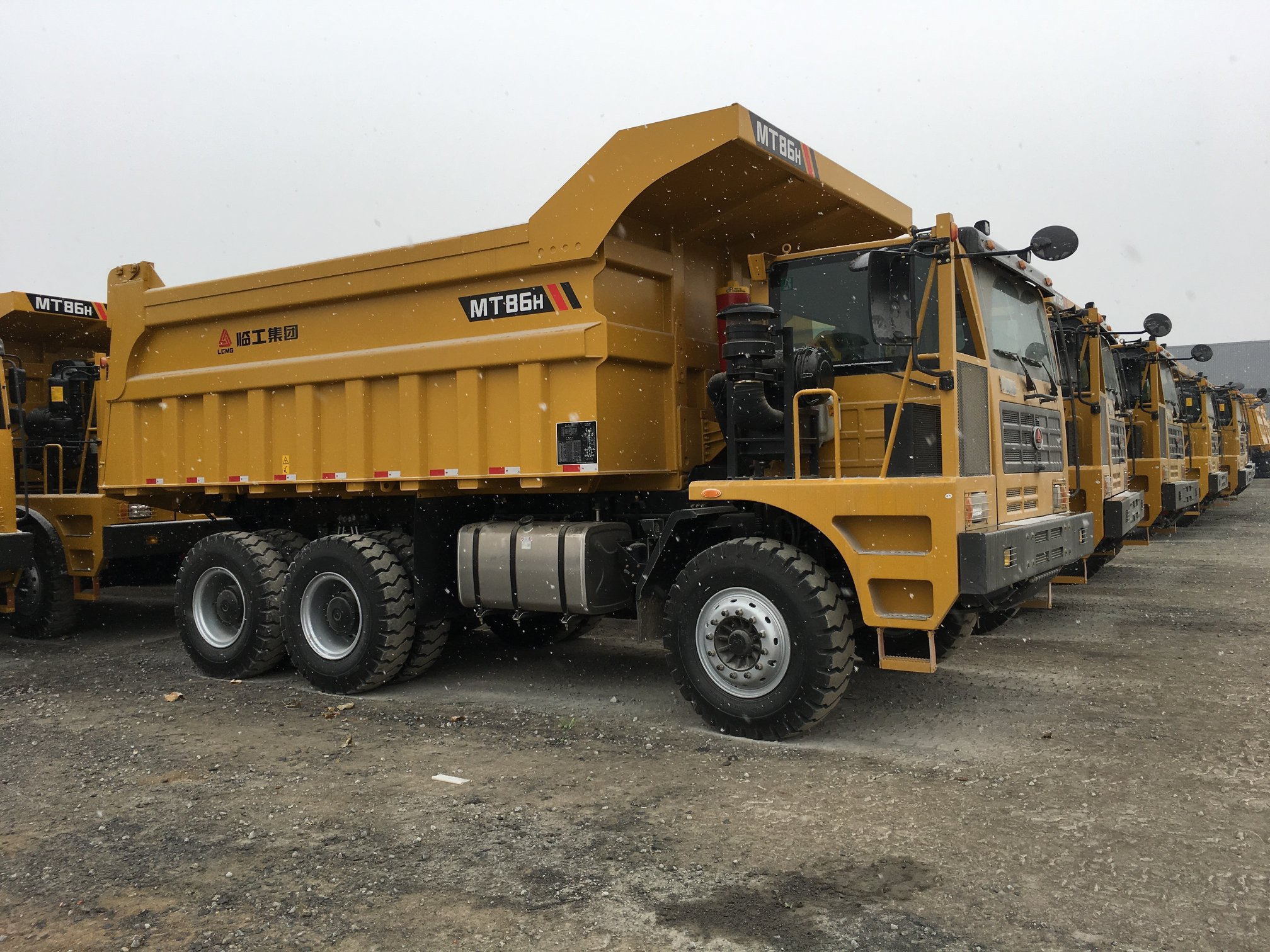 LGMG MT95 26000kg coal mining dump truck 60 ton for sale