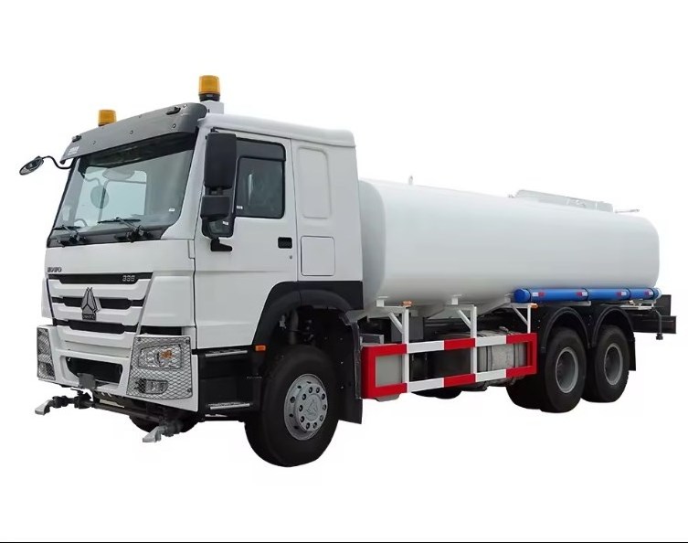 Sinotruk HOWO Sprinkler Truck 6x4 20000 liter water tank truck price for sale