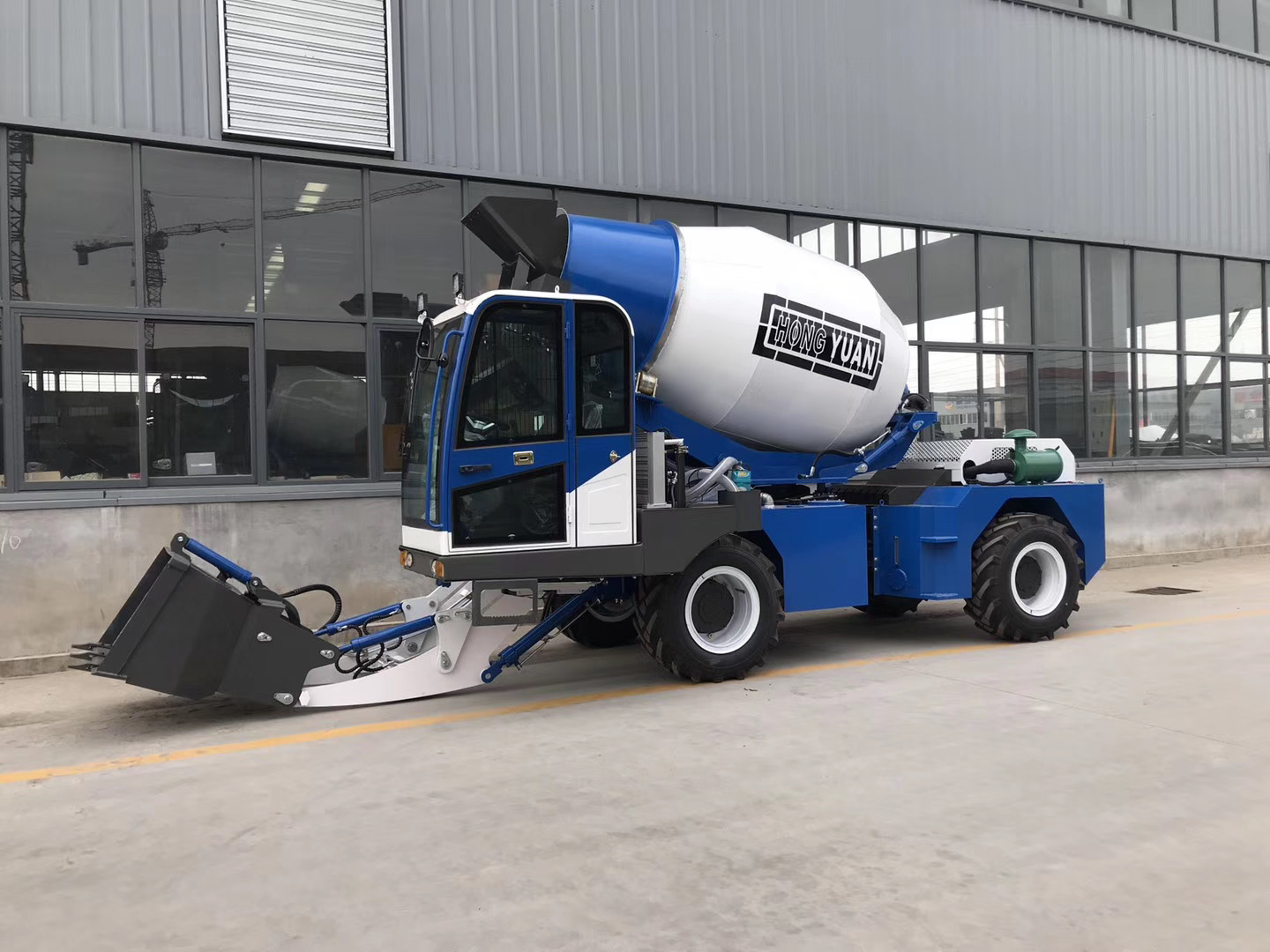 Factory Price Concrete Mixer Machine Self Loading Concrete Mixer