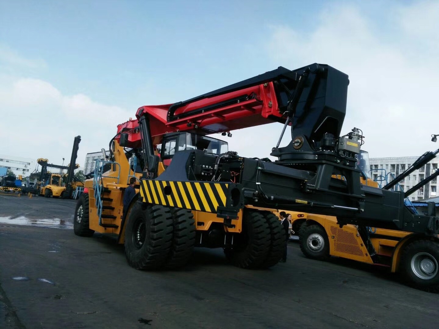 Loader Container Handler 2023 China 45 ton Loaded Container Handler Sale Port Empty Container ...