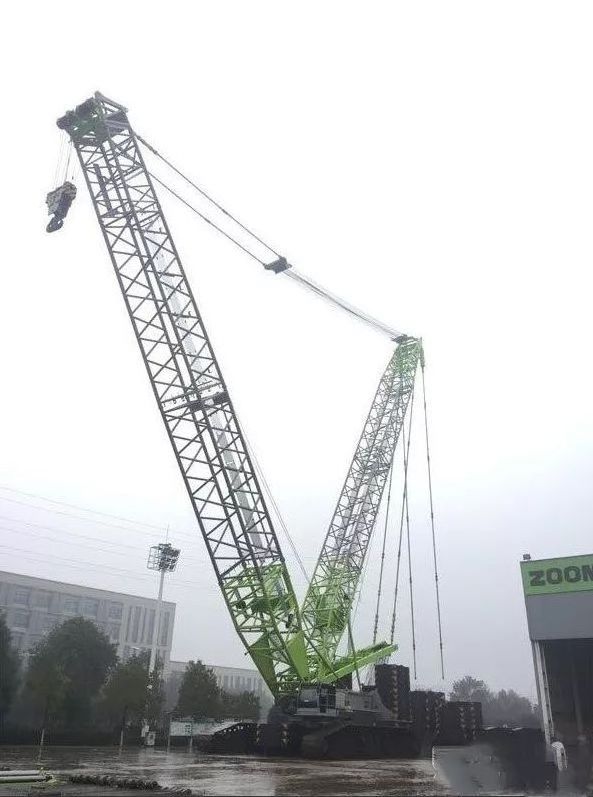 Good performance Zoomlion 800 TON crawler crane ZCC9800W