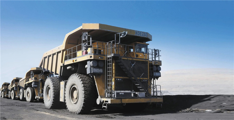 220ton Off Road Heavy truck Double Axle Rigid Dump Truck 4x2 Electric Drive Mining truck for sale