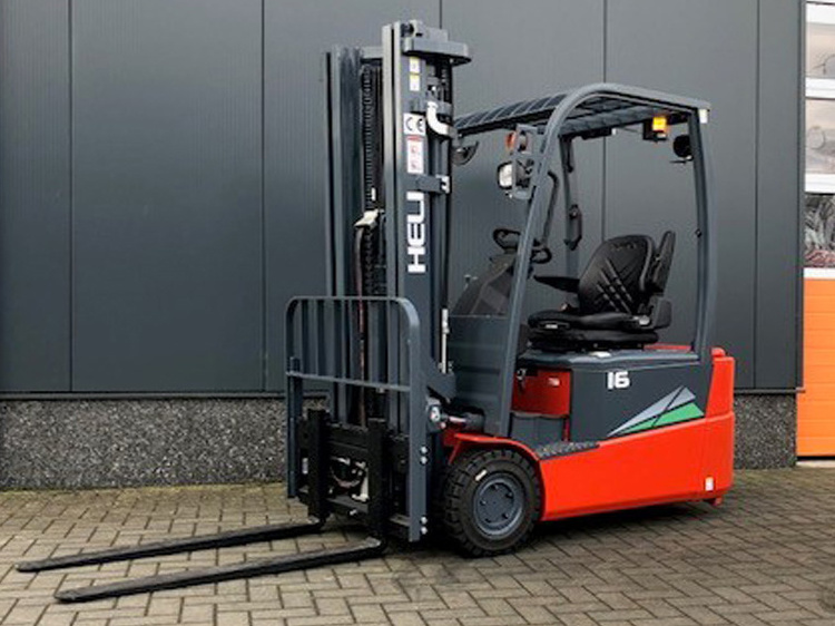 13.5 Ton HELI Diesel Forklift Truck CPCD120-WX-06III Counterbalance Forklift with 3 Meters Lifting Height