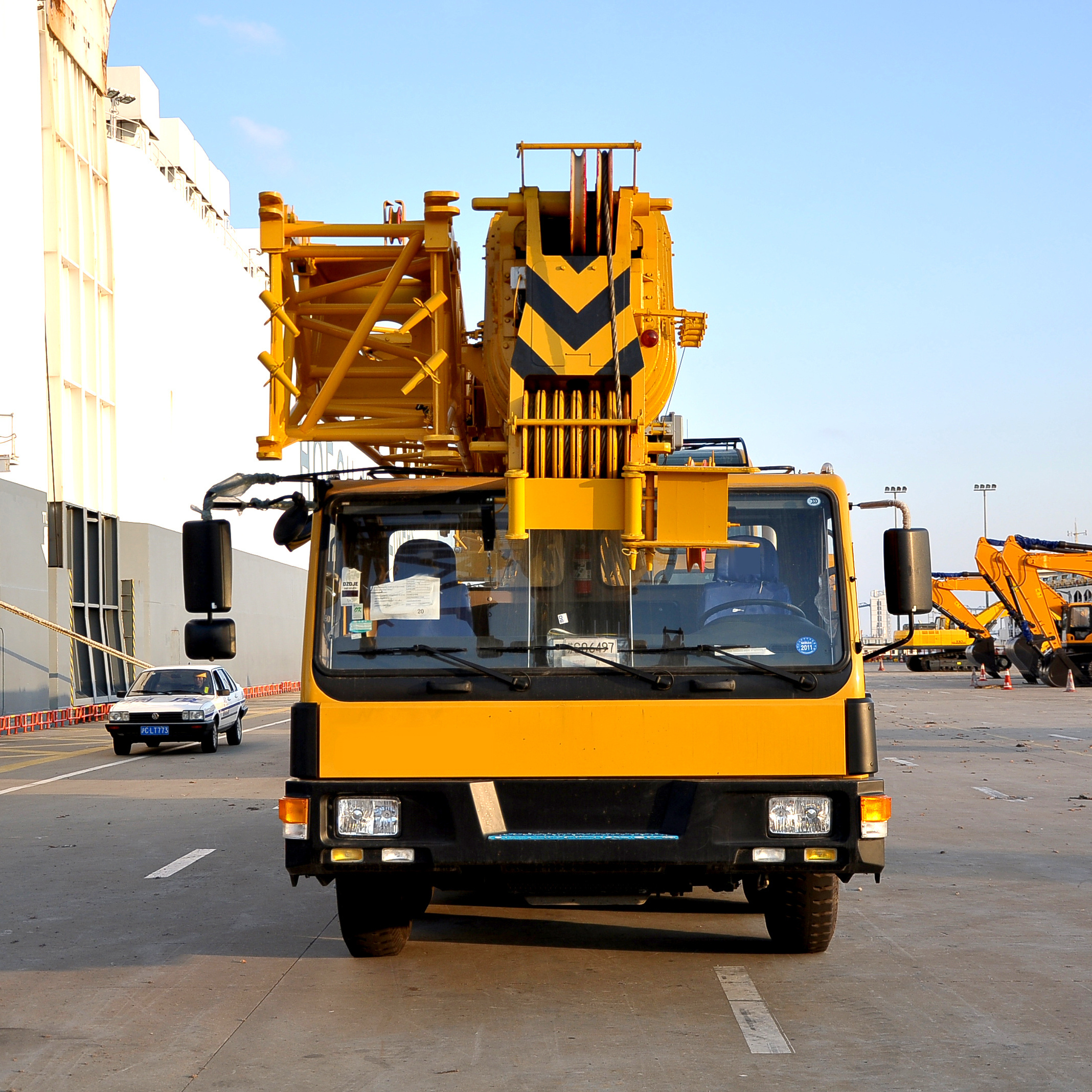 Chinese Best 50 ton Hydraulic Boom Truck Crane XCT50-M Factory Price