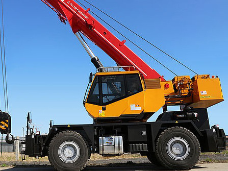 China Brand SRC350 Rough Terrain Crane Lifting Height 45.2m 35Ton hydraulic truck crane with powerful engine with good price