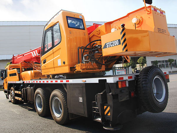 Chinese Famous Brand Truck Mounted Crane Stick Articulated Crane Boom 20ton Truck Crane STC200 with Attachments