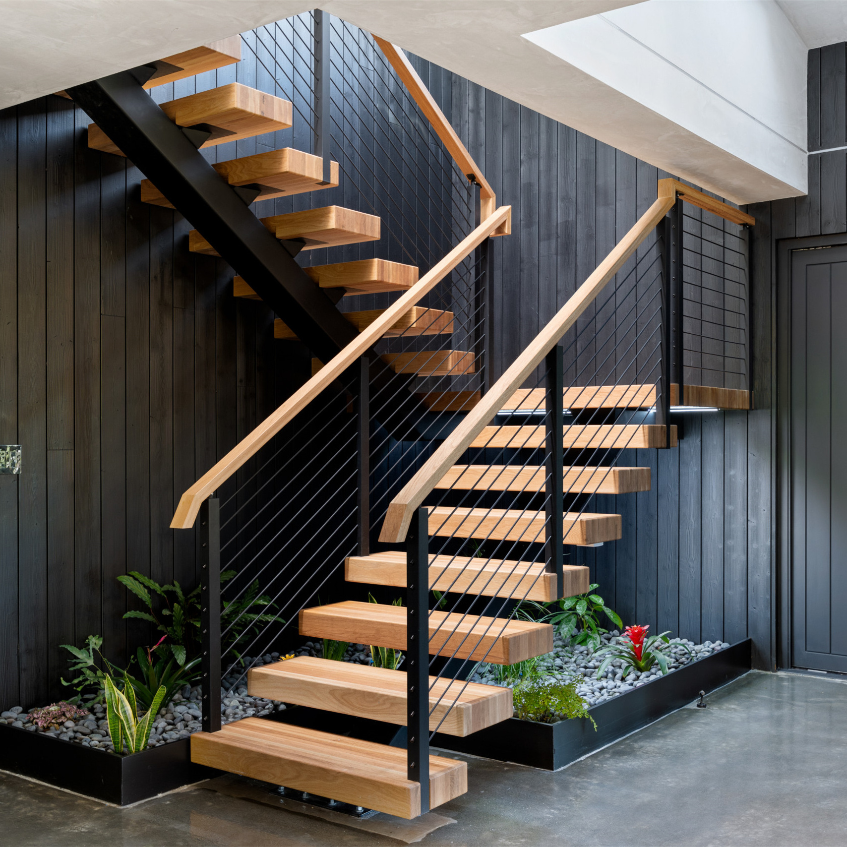 Middle beam Straight Stairs Mono Stringer Staircase Fabricated Steel Escalier