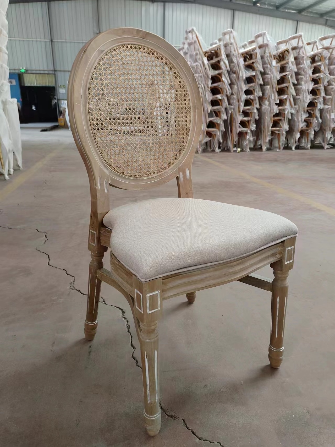 Wholesale Luxury Wedding Dining Used Wooden XV Luis Chairs For Sale