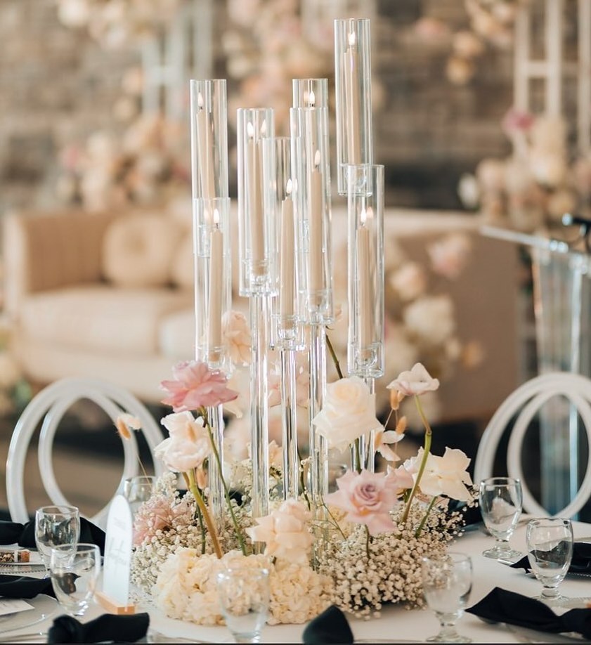 Modern Tall 5 Arms Candle Stick Clear Acrylic Candle Holder Crytal Candlestick Centerpieces for Wedding Table Decoration