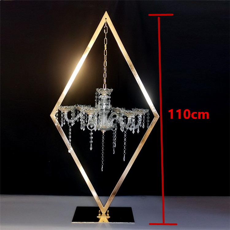 Vintage Antique Triangle Gold Acrylic Chandeliers Candlesbras Metal Wedding Large Crystal Candle Holder Stand Table Centerpieces