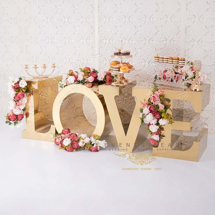 Special Letter LOVE Gold Stainless Steel Hot Recommend Wedding Dining Table Designs Modern