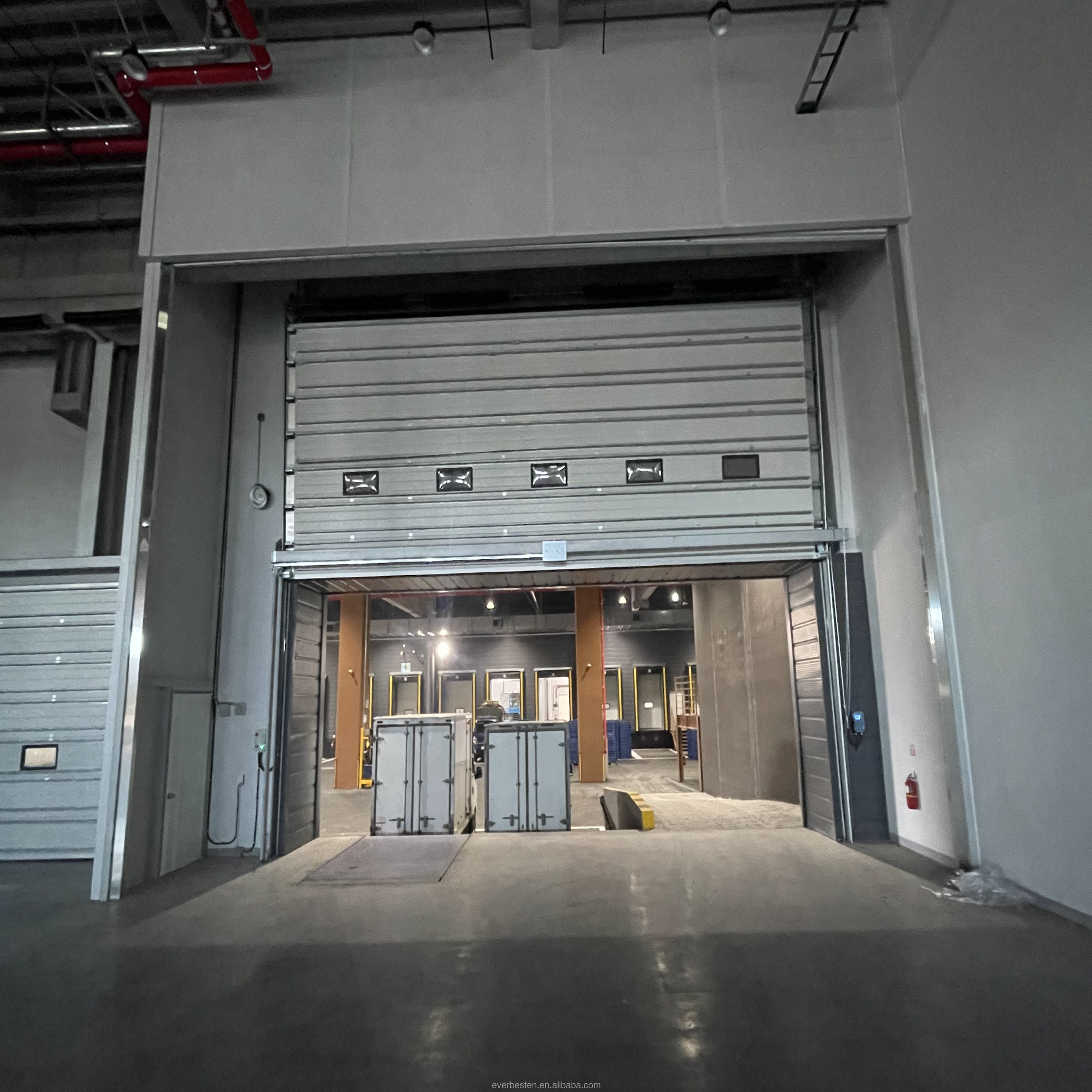 2024 Made In China High Quality Sectional Lift Overhead Doors With Remote Control