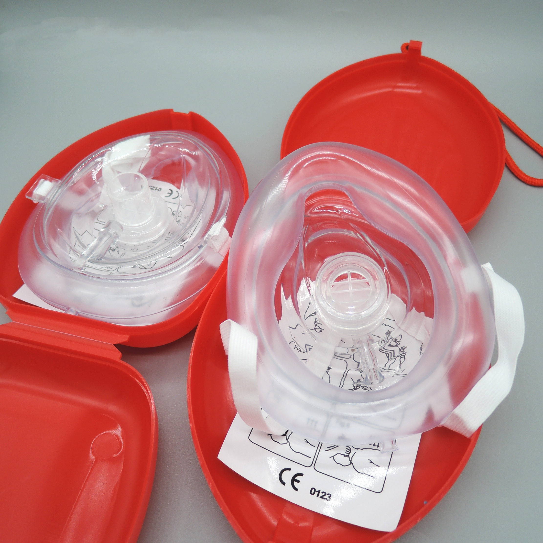 First Aid Disposable Adult CPR Rescue Mask With Replaceable One-way Valve And Filter