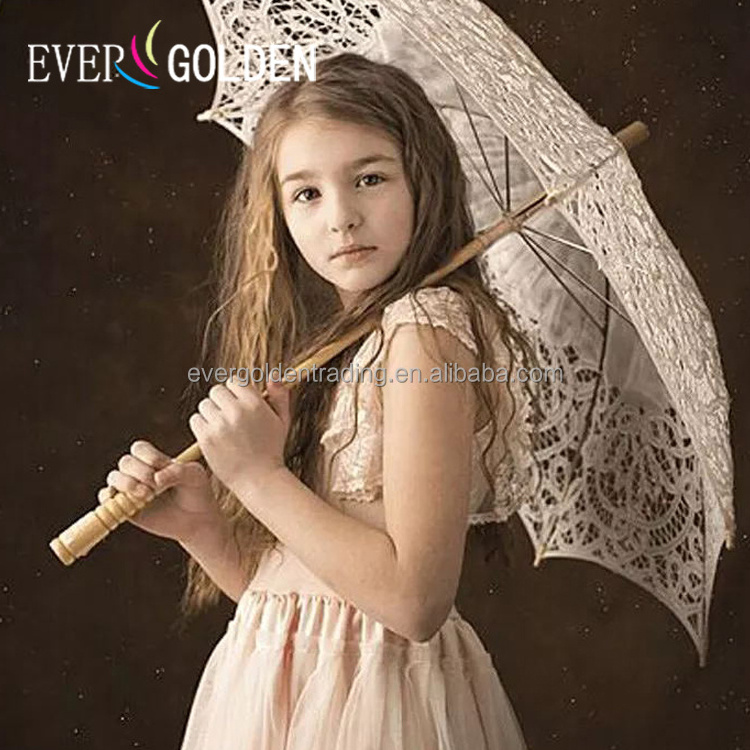 Products Sell Cheap Lace Wedding Parasol Umbrella Wooden Shaft Cotton Lace Parasol