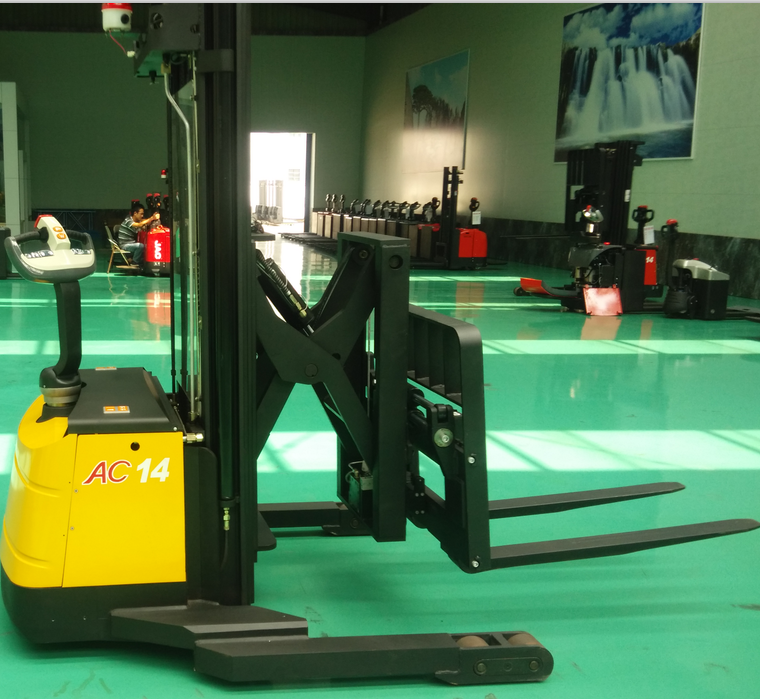 Heavy Duty forklift 3000mm-5000mm 1200kg 1600kg Reach Truck