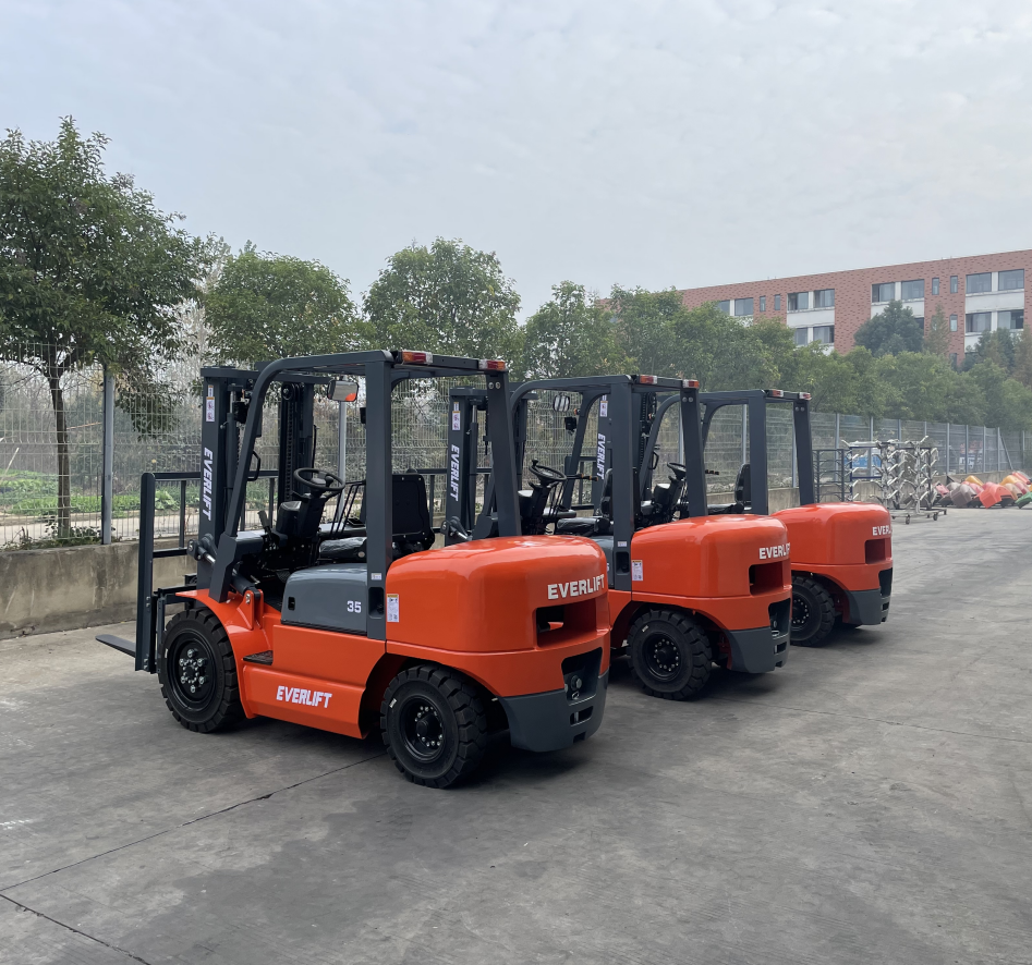 China high top quality diesel forklift CPCD20/25/30  2ton 2.5ton 3ton 3.5ton diesel forklift loader for sale