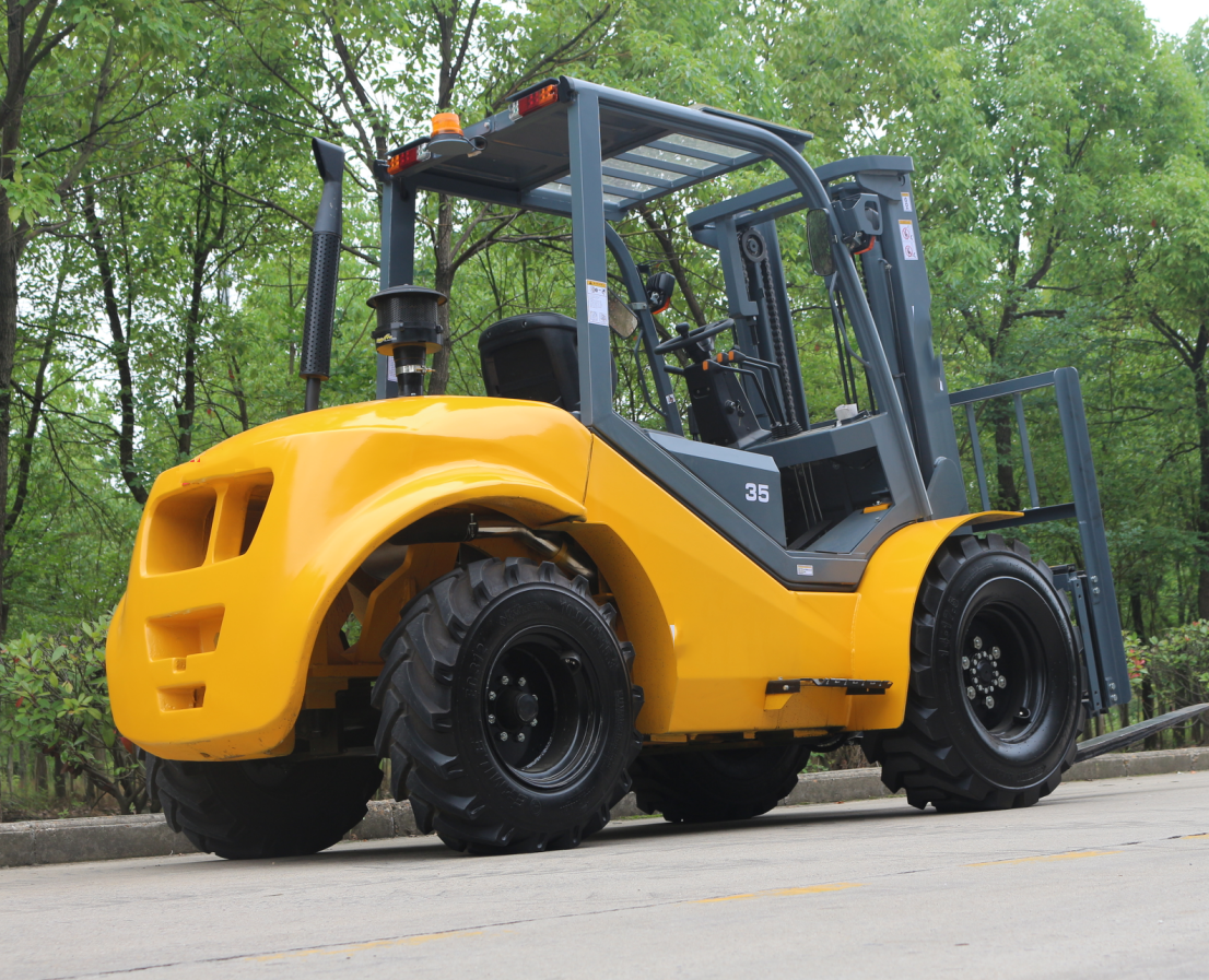 Top quality Outdoor use  rough terrain forklift 2500kg 3000kg 3500 kg 4x4 forklift 4wd truck with Yanmar engine