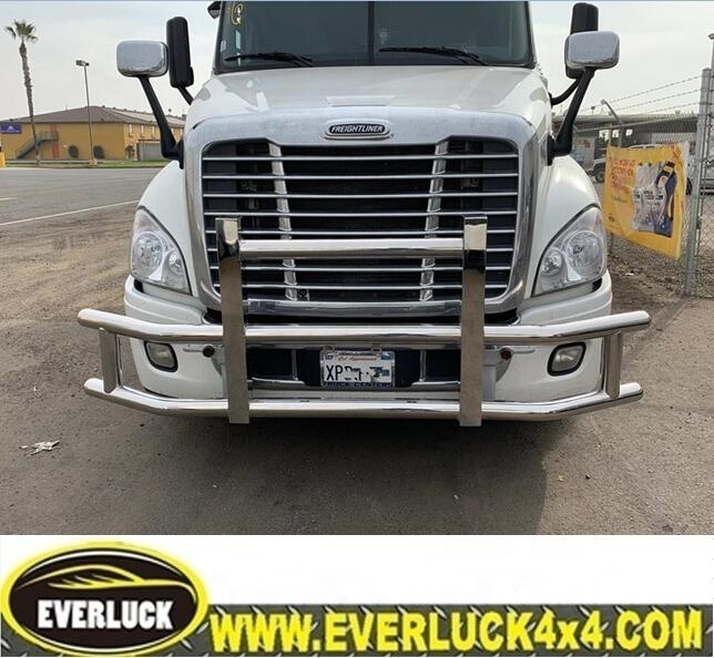 High quality custom bull bar,nudge bar,grille guard for Semi truck Cascadia 2012