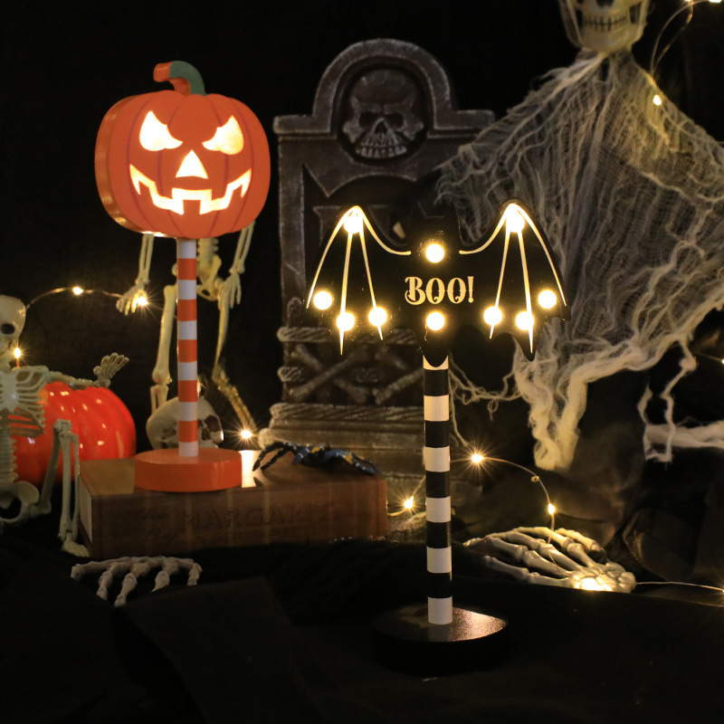 Hot Led Creative Halloween street sign Lights Battery Crown Pumpkin Ghost Bat Shop Window Decorative Table Lamp Holiday lighting