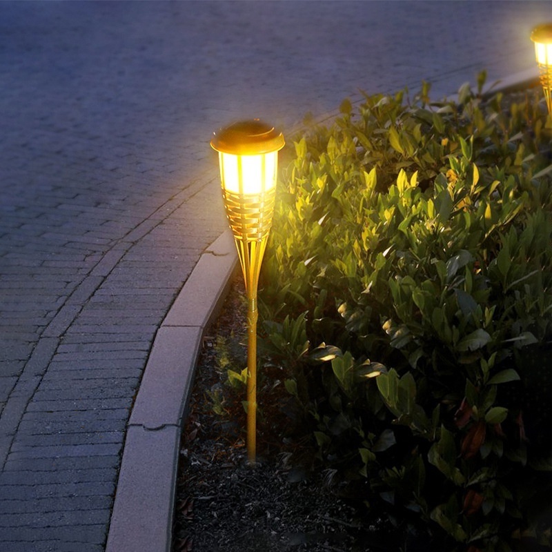 Outdoor Landscape Lighting Solar Garden Stake Lights