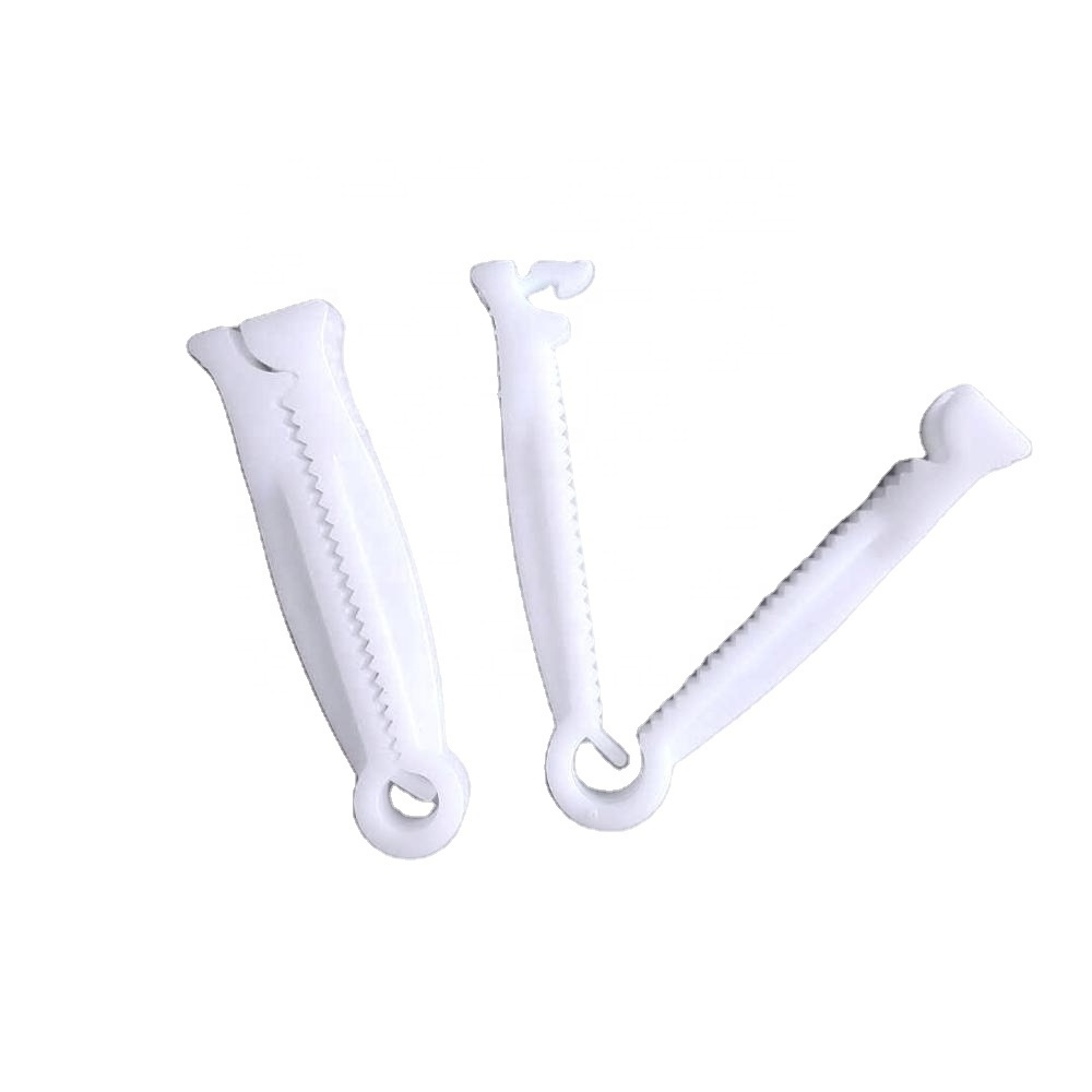 China product medical supplies disposable plastic sterile Umbilical Cord Clamp for baby with white color