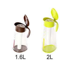 High Quality Plastic Beverages Pitcher Quick Freezing Ice Cube Iced drinking Water Jug plastic carafe with lid Plastic Pitcher