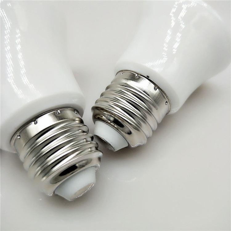 LED A60 BULB Warm cold white high quality 12w 85LM/W E27 Screw Led Light Bulbs