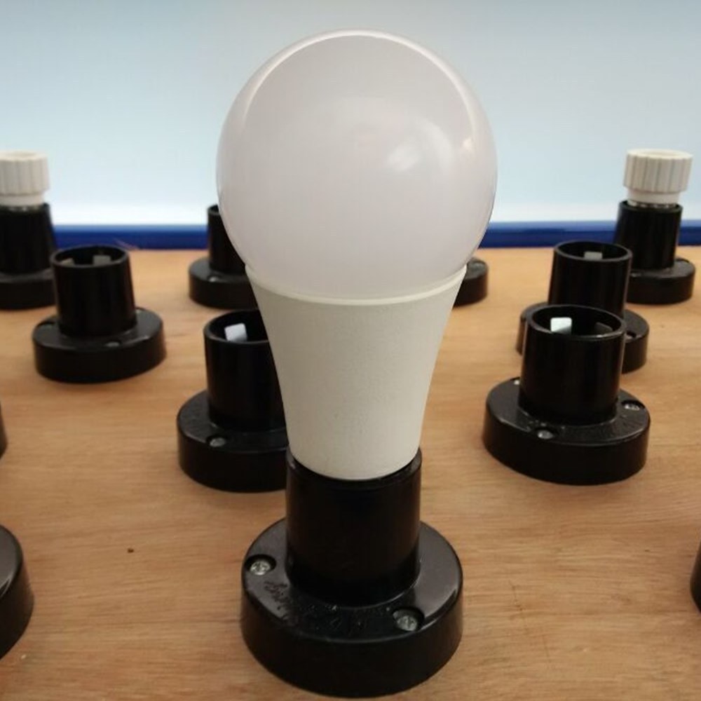 LED A60 BULB Warm cold white high quality 12w 85LM/W E27 Screw Led Light Bulbs