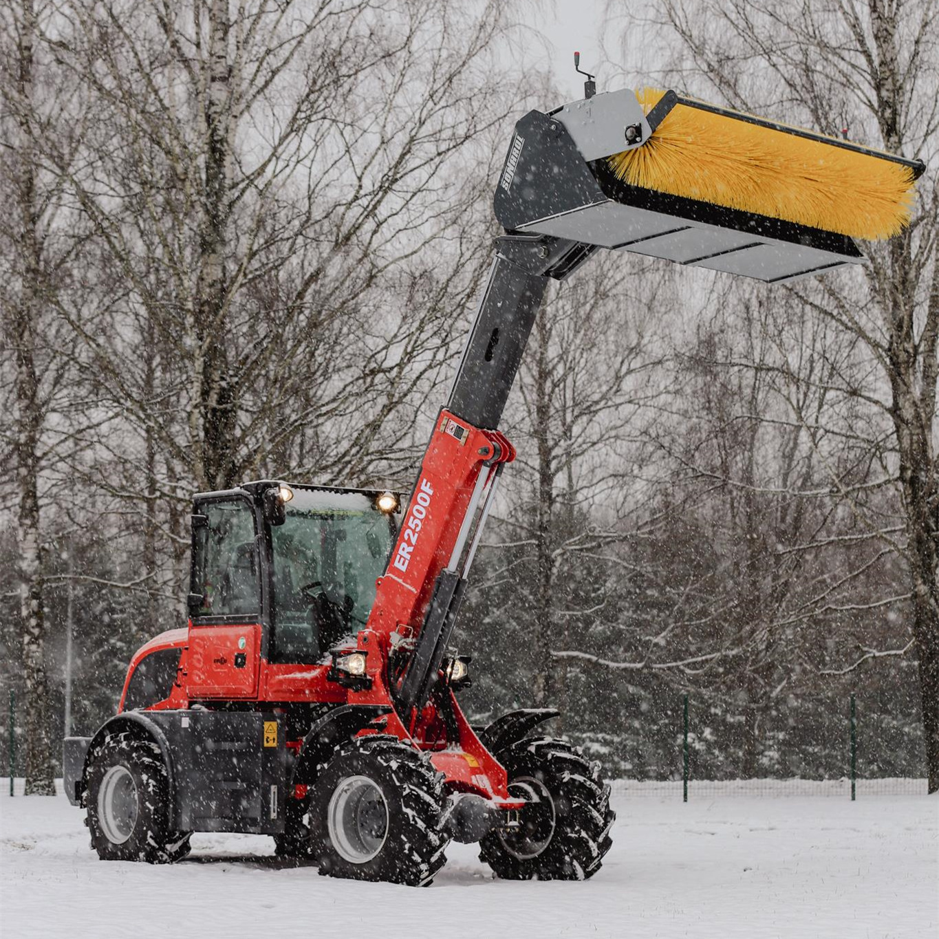 China Everun ER2500F 2500kg Factory Direct Bucket Snow Shovel Small Telescopic Wheel Loader