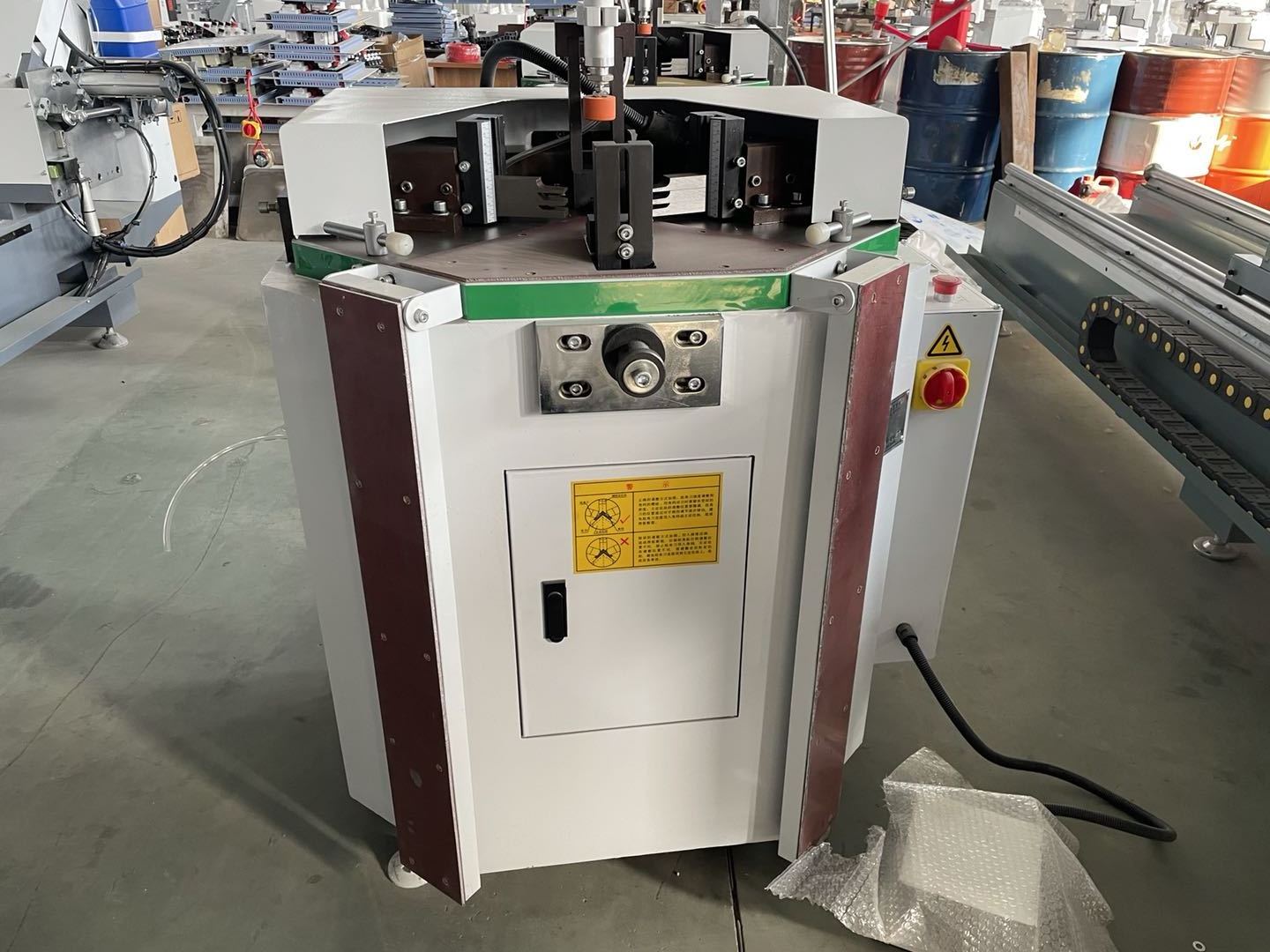 Excellent Aluminum window profile corner combination angle crimping connector machine