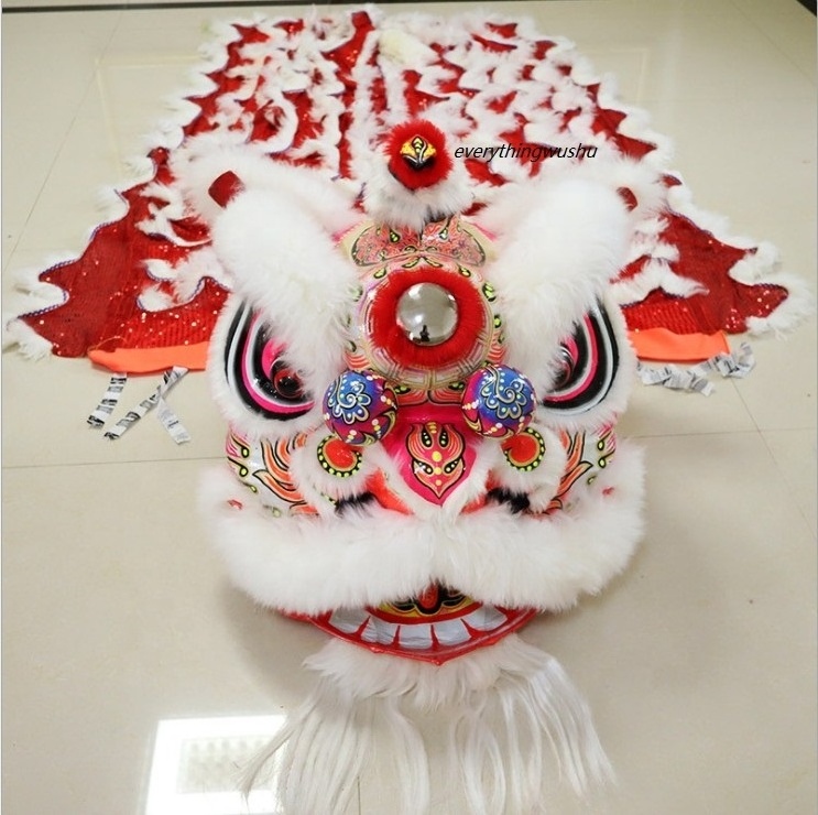 Traditional Chinese Lion Dance Costume for Adults Foshan Lion Dance Equipment for Martial Arts and Clothing