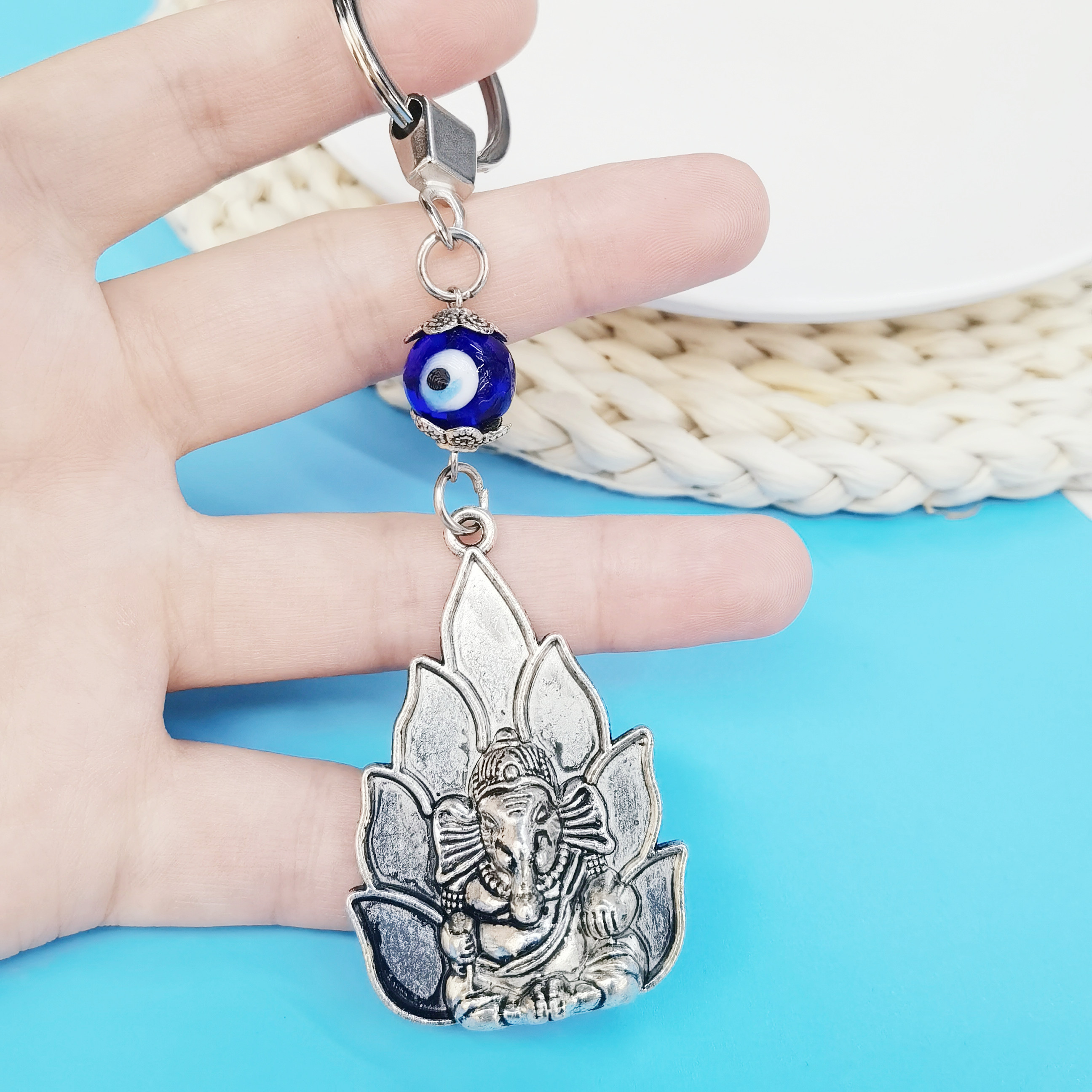 Kirsite Metal CraftsHindu God Ganapati Small Ganesha Lord Laxmi Ganesh Ldol Statue Ganesha Evil Eye Keychain