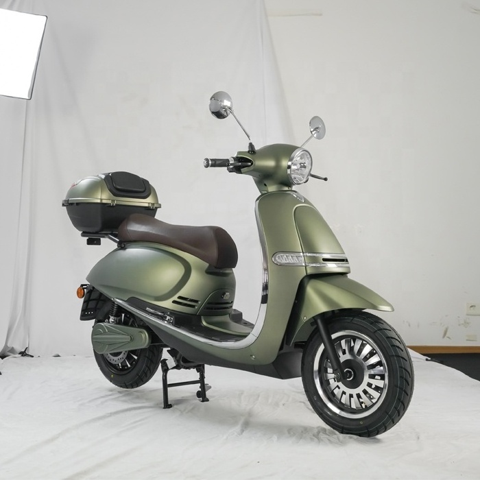 China popular electric powerful motorcycle scooter moped for adults