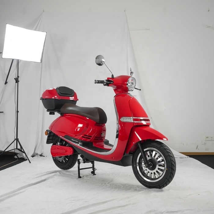 China popular electric powerful motorcycle scooter moped for adults