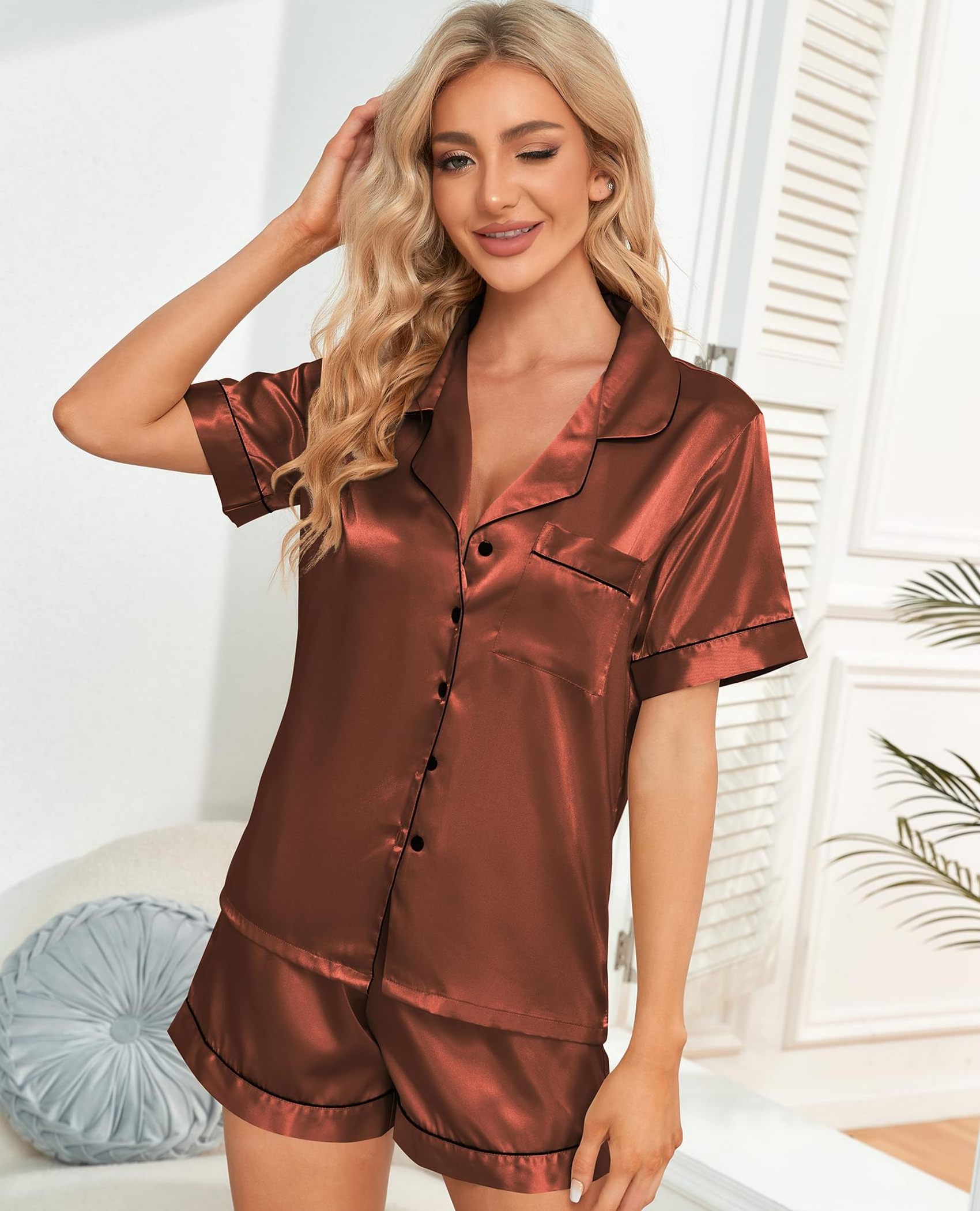 Custom Logo Silk Satin Sleepwear Girl Short Pyjamas Two-Piece Sleepwear Button-Down Pj Set