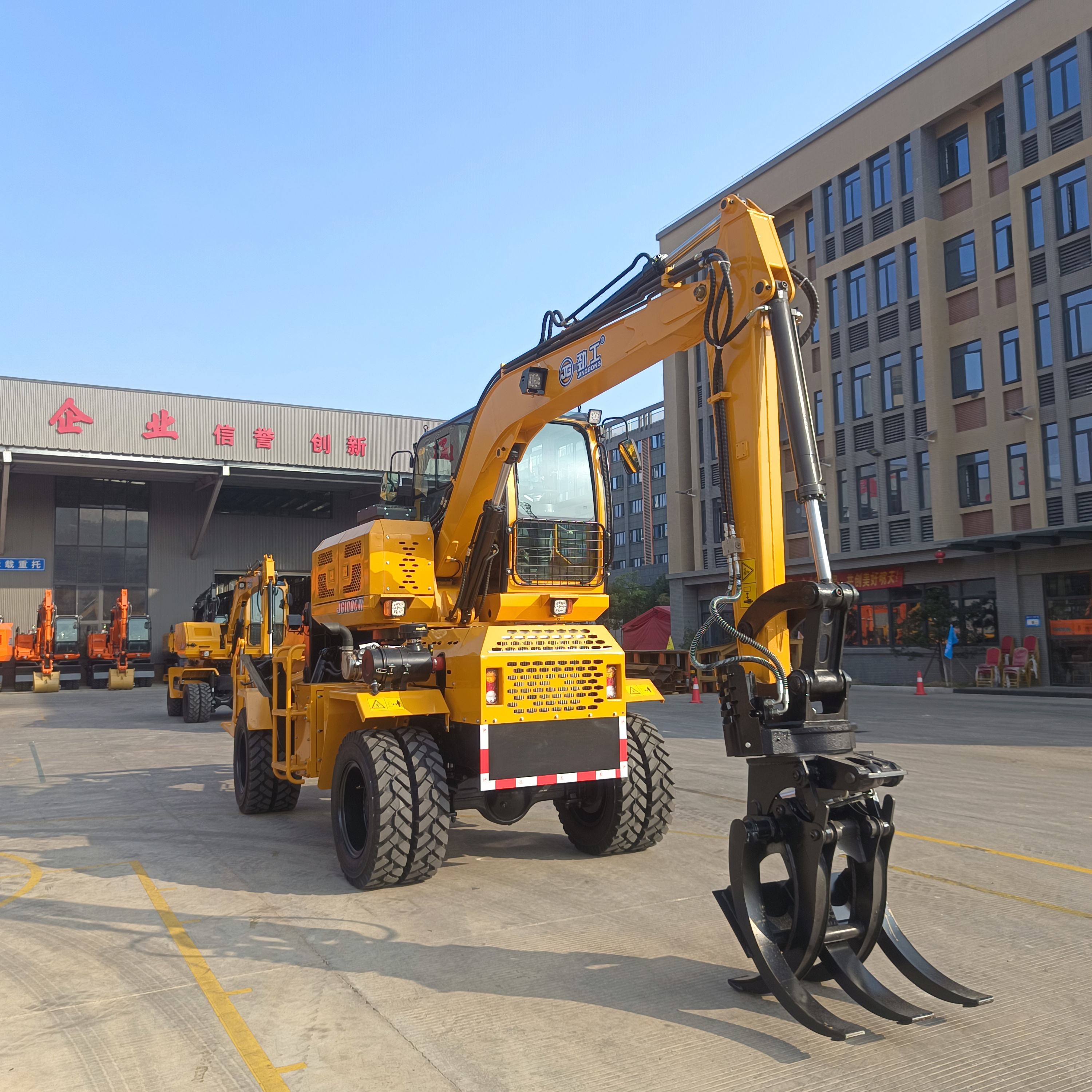 Hot Sale bell log loader excavator with grapple and grasp fork harvester loaders cane lifter for sale