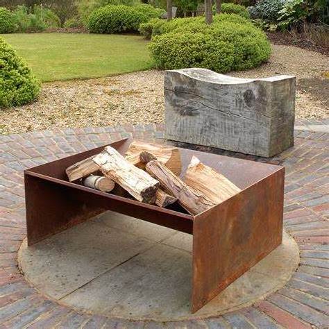 Outdoor Garden Decorate Natural Fire Pit Table