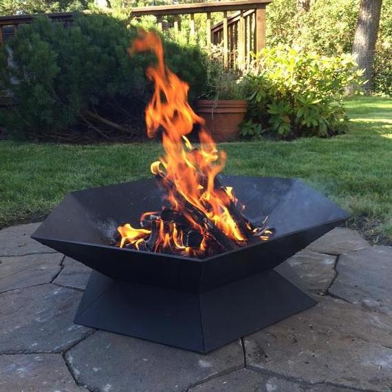 Decorative Garden Fire Bowl Charcoal Brazier Robust Feet Fire Pit