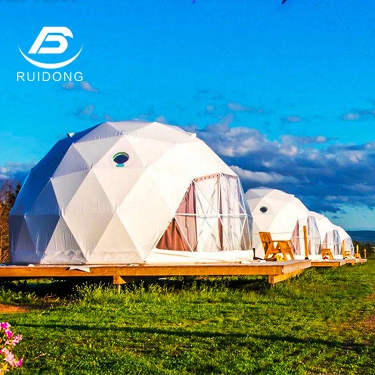 Four Seasons Outdoor Luxury Safari Glamping Tents in Resort