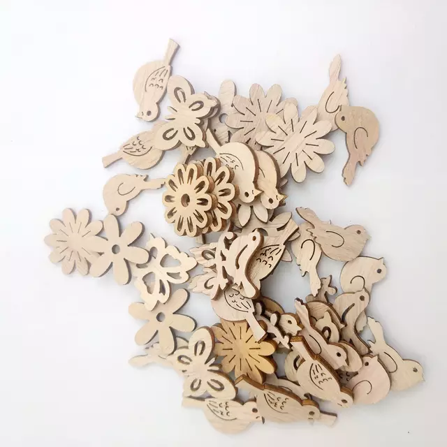 10 Pieces Cut Wood Chips Mixed Laser Flower Bird Patterns For DIY Decoration Wooden Ornaments