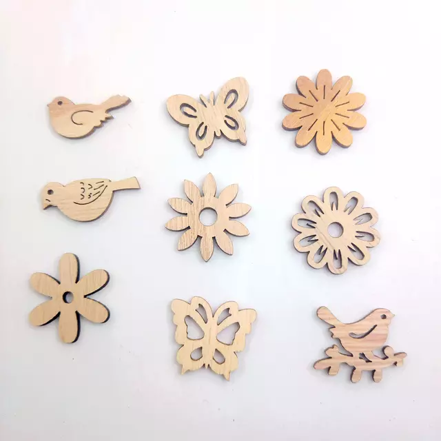 10 Pieces Cut Wood Chips Mixed Laser Flower Bird Patterns For DIY Decoration Wooden Ornaments