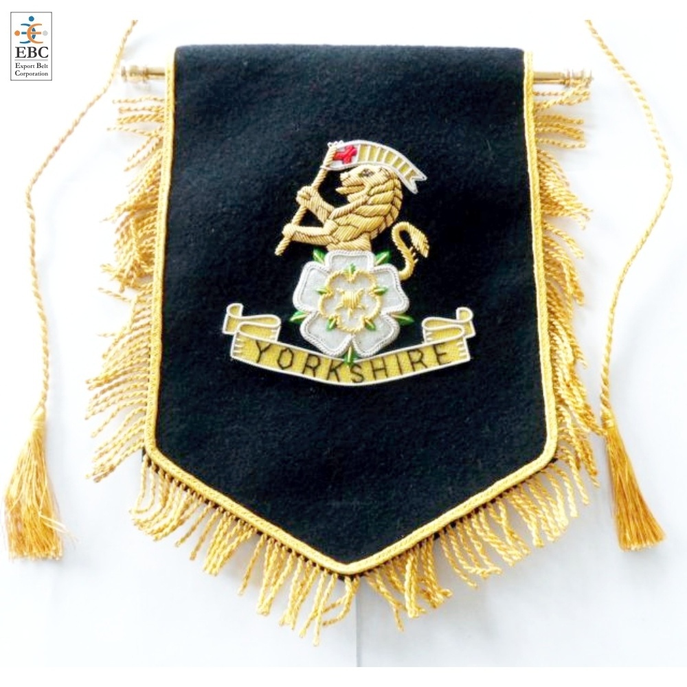 Customized Embroidered Pennant Wholesale Gold Fringed & Tassel Pennant and Club Flags OEM Handmade Goldwire Pennant Flags Banner